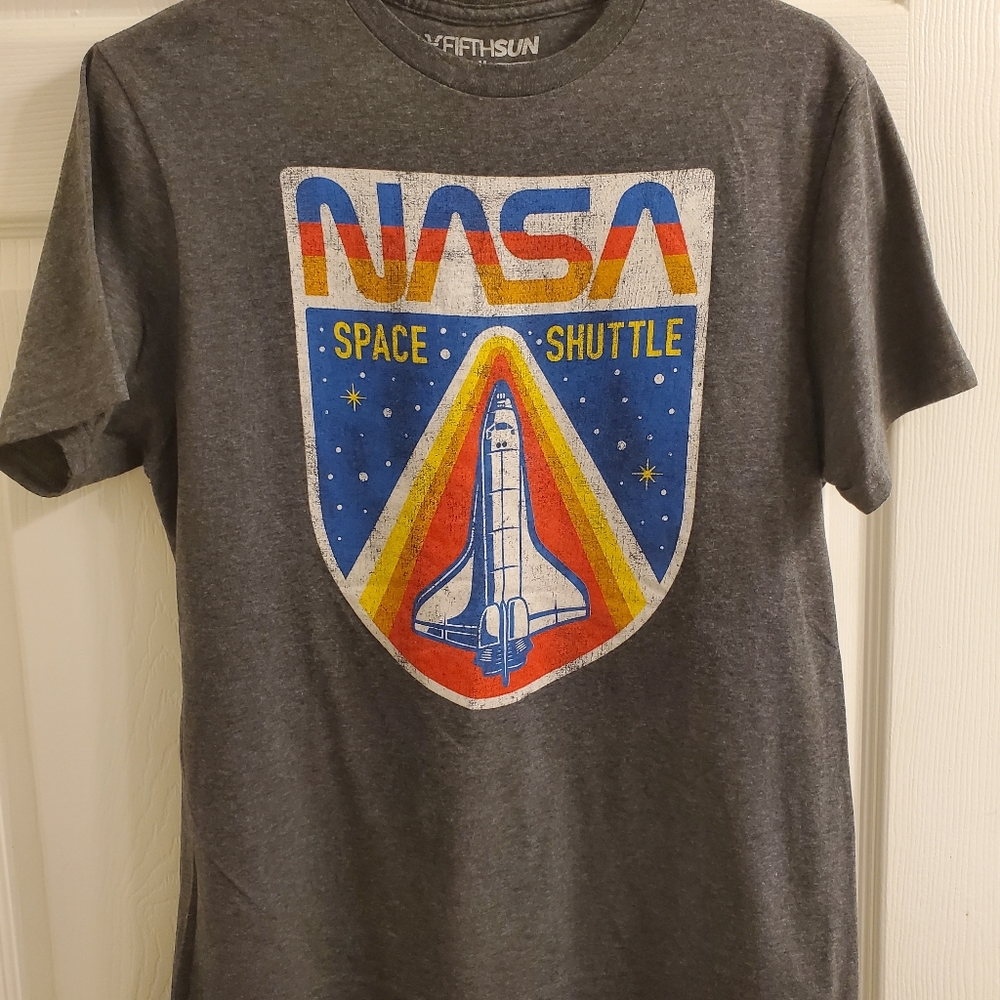 Fifth Sun NASA space shuttle vintage look t-shirt size Medium